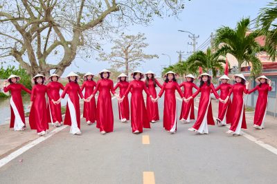 CÁN BỘ, GIÁO VIÊN, NHÂN VIÊN TRƯỜNG MẦM NON XUÂN HÒA HƯỞNG ỨNG NGÀY QUỐC TẾ PHỤ NỮ 8/3 VÀ TUẦN LỄ ÁO DÀI VIỆT NAM